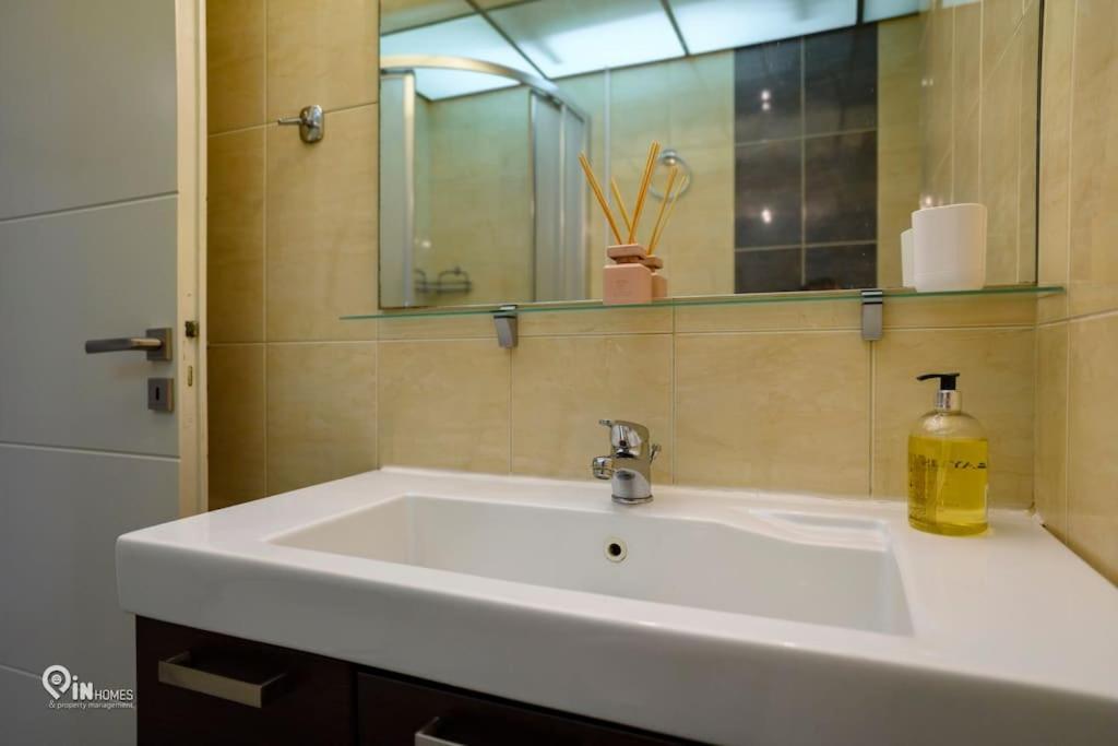 Thyme Out In Athens Apartment Ngoại thất bức ảnh