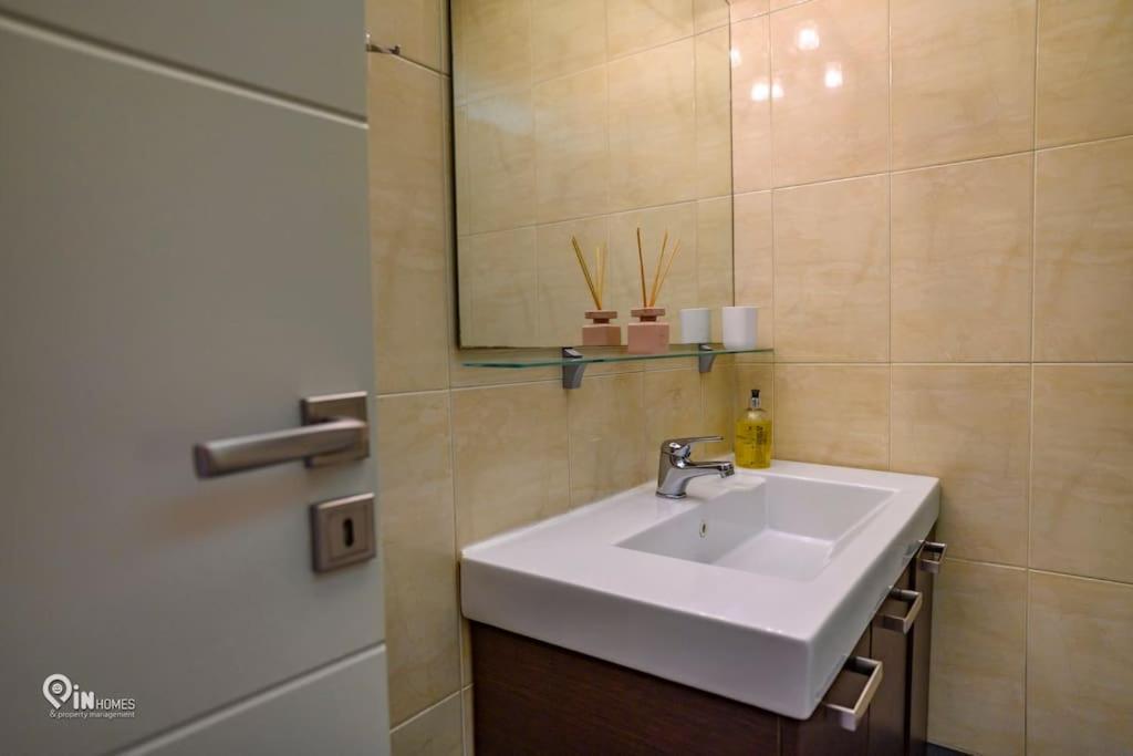 Thyme Out In Athens Apartment Ngoại thất bức ảnh